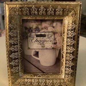Timeless Elegance Picture Frame
